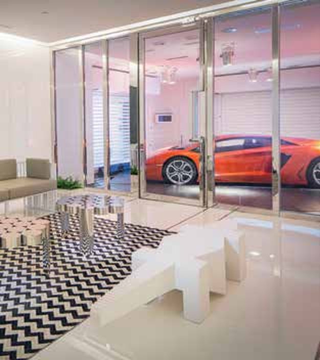 En-suite sky garage